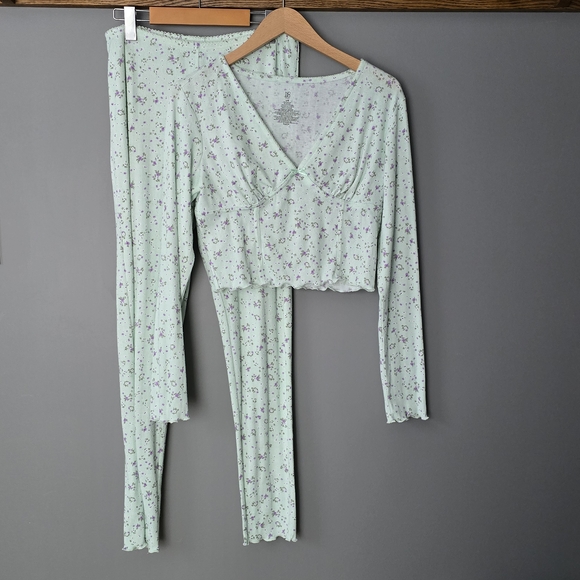 No Boundaries Other - No Boundaries Mint Green Floral Two-Piece Pajama Set